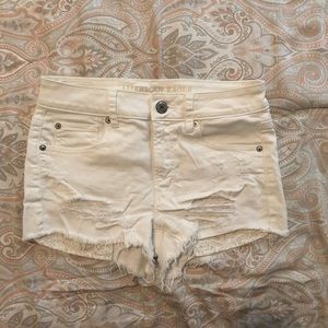 american eagle white denim shorts